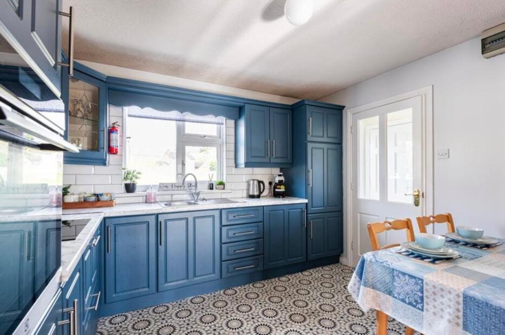 Moneydarragh Cottage With Uninterrupted Mountain And Sea Views- Hot Tub Available For Hire Annalong Экстерьер фото