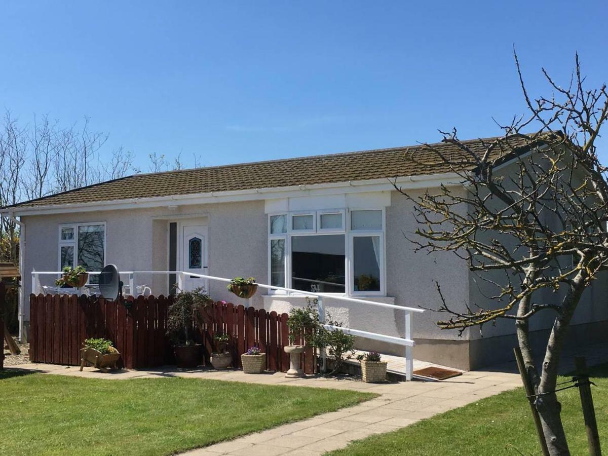 Moneydarragh Cottage With Uninterrupted Mountain And Sea Views- Hot Tub Available For Hire Annalong Экстерьер фото